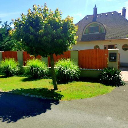 Villa House4U Balatonszárszó Exterior foto