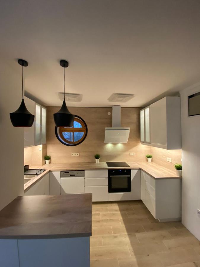 Villa House4U Balatonszárszó Exterior foto